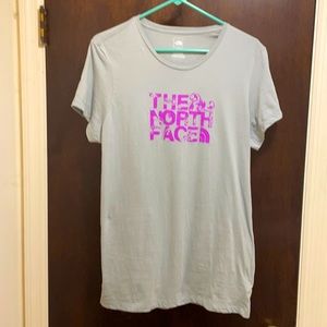 Women’s North Face Tee